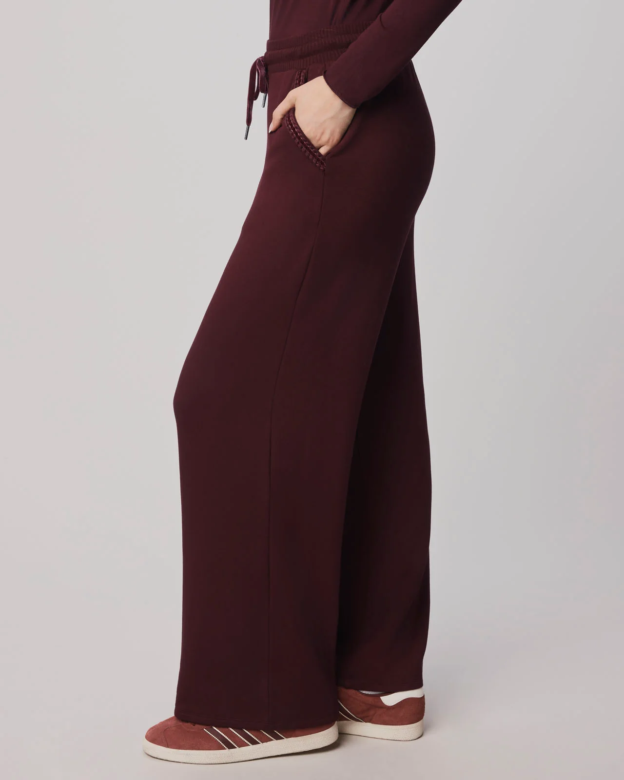 Supersoft Trim Pant Using LENZING™ECOVERO™ Fibers - Image 14