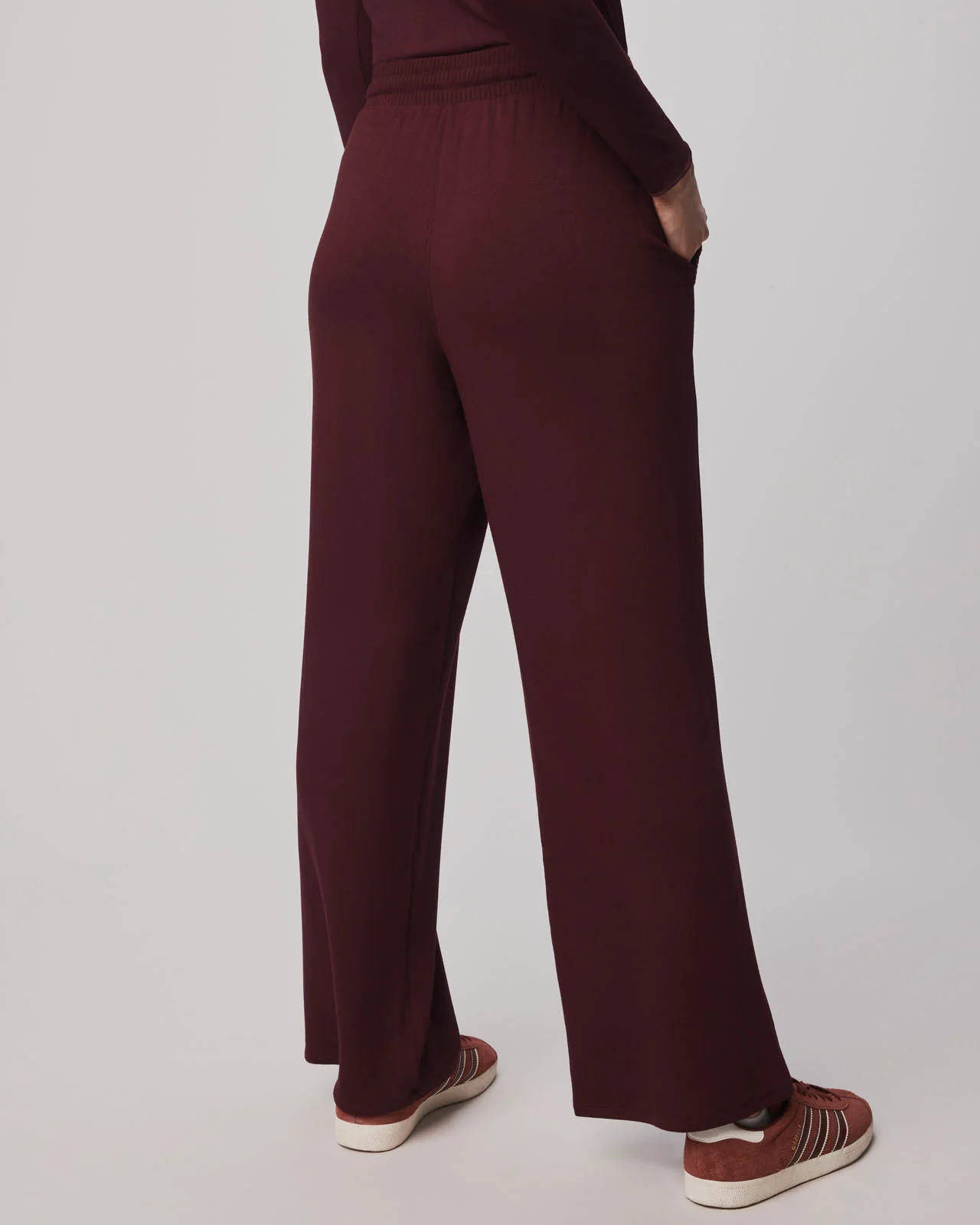 Supersoft Trim Pant Using LENZING™ECOVERO™ Fibers - Image 16