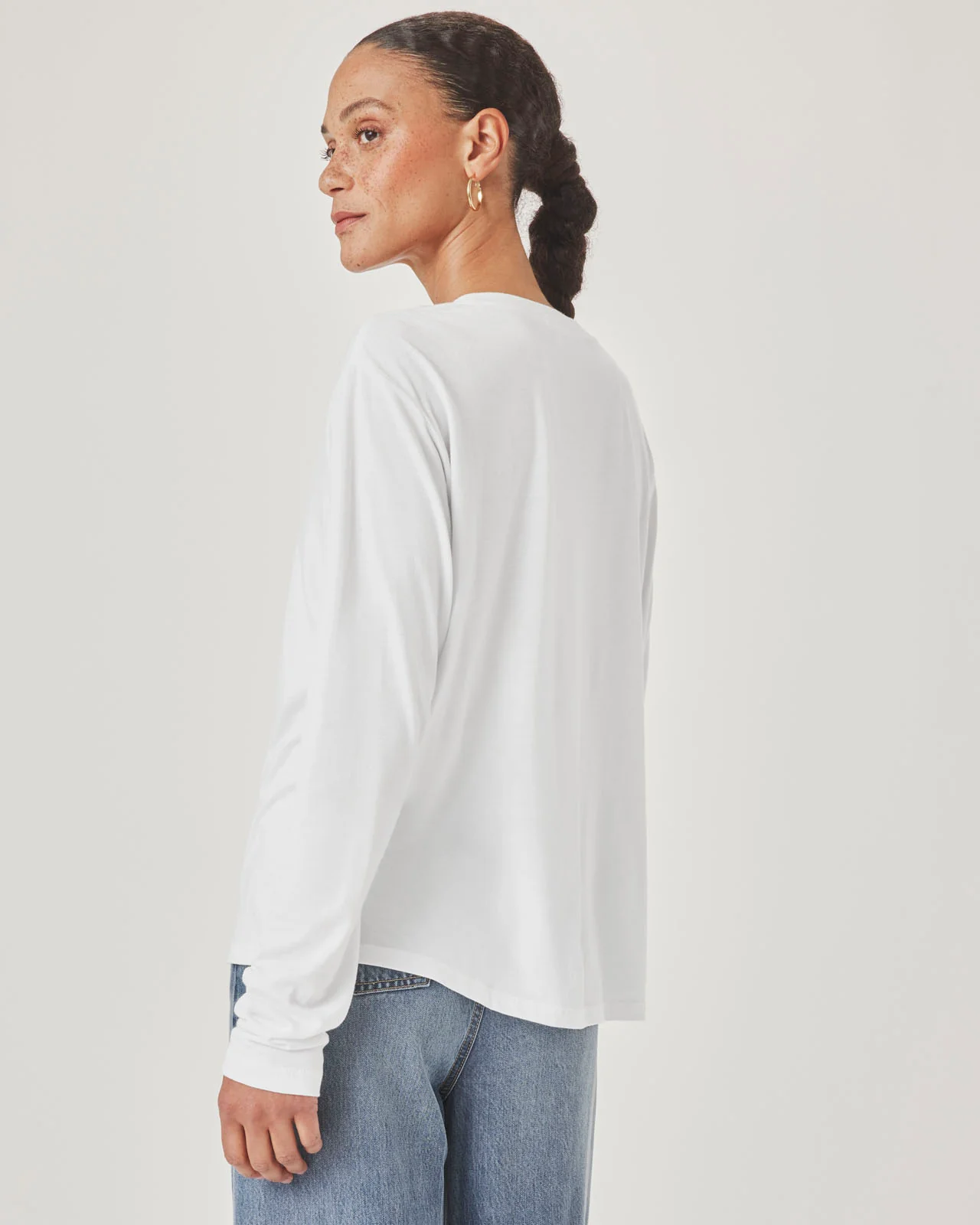The Lila Climate Beneficialâ„¢ Verified Cotton Long Sleeve Tee - Image 15