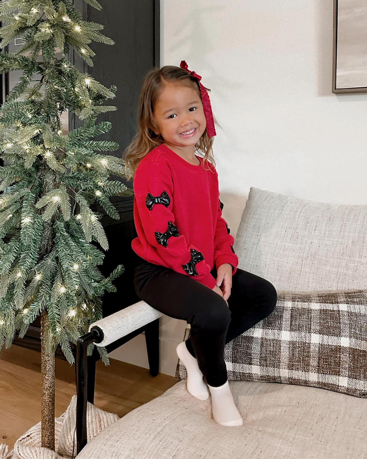 Toddler Girl Shiny Bow Sweatshirt Set - Image 2