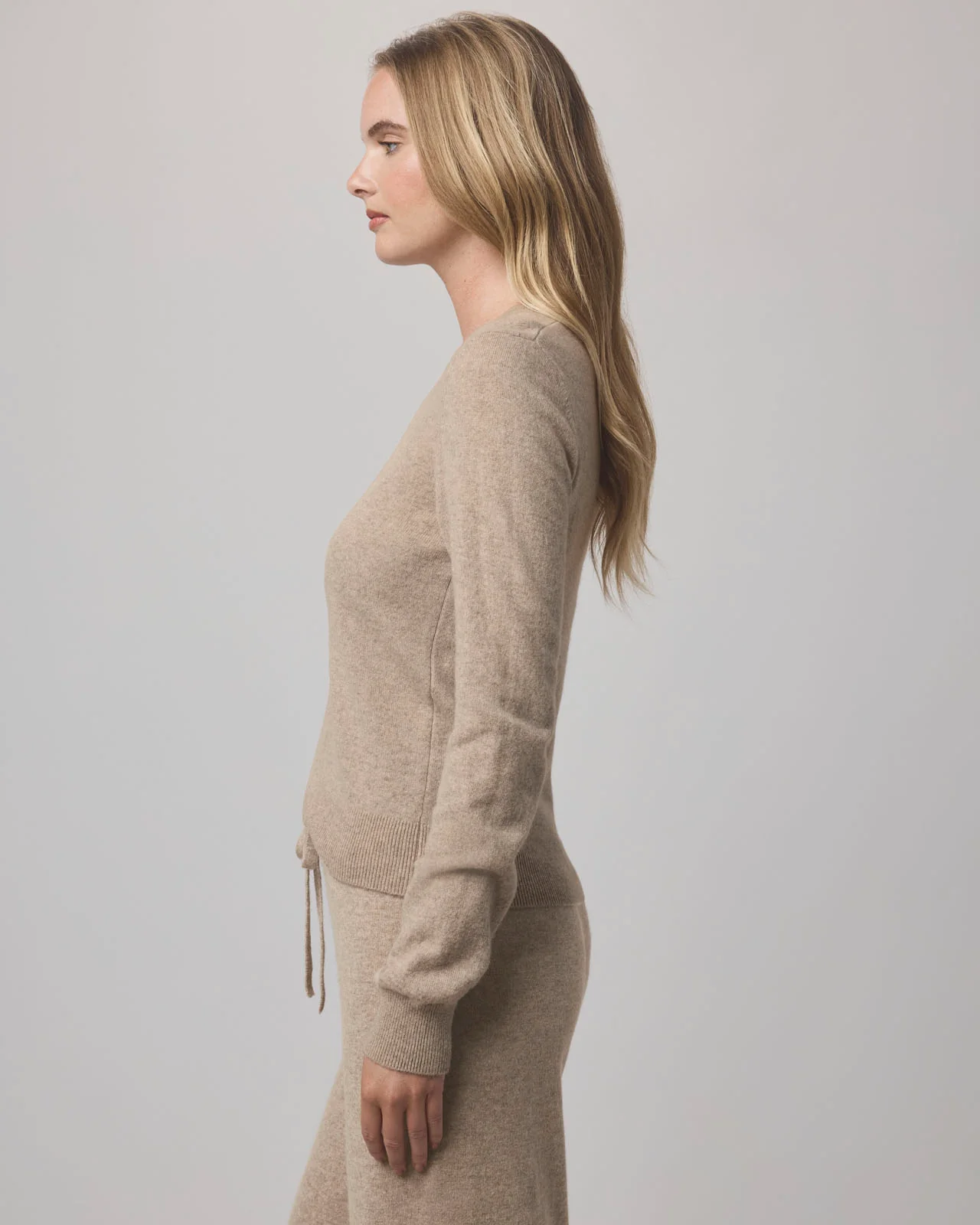 Tori Cashmere Crewneck Sweater - Image 10