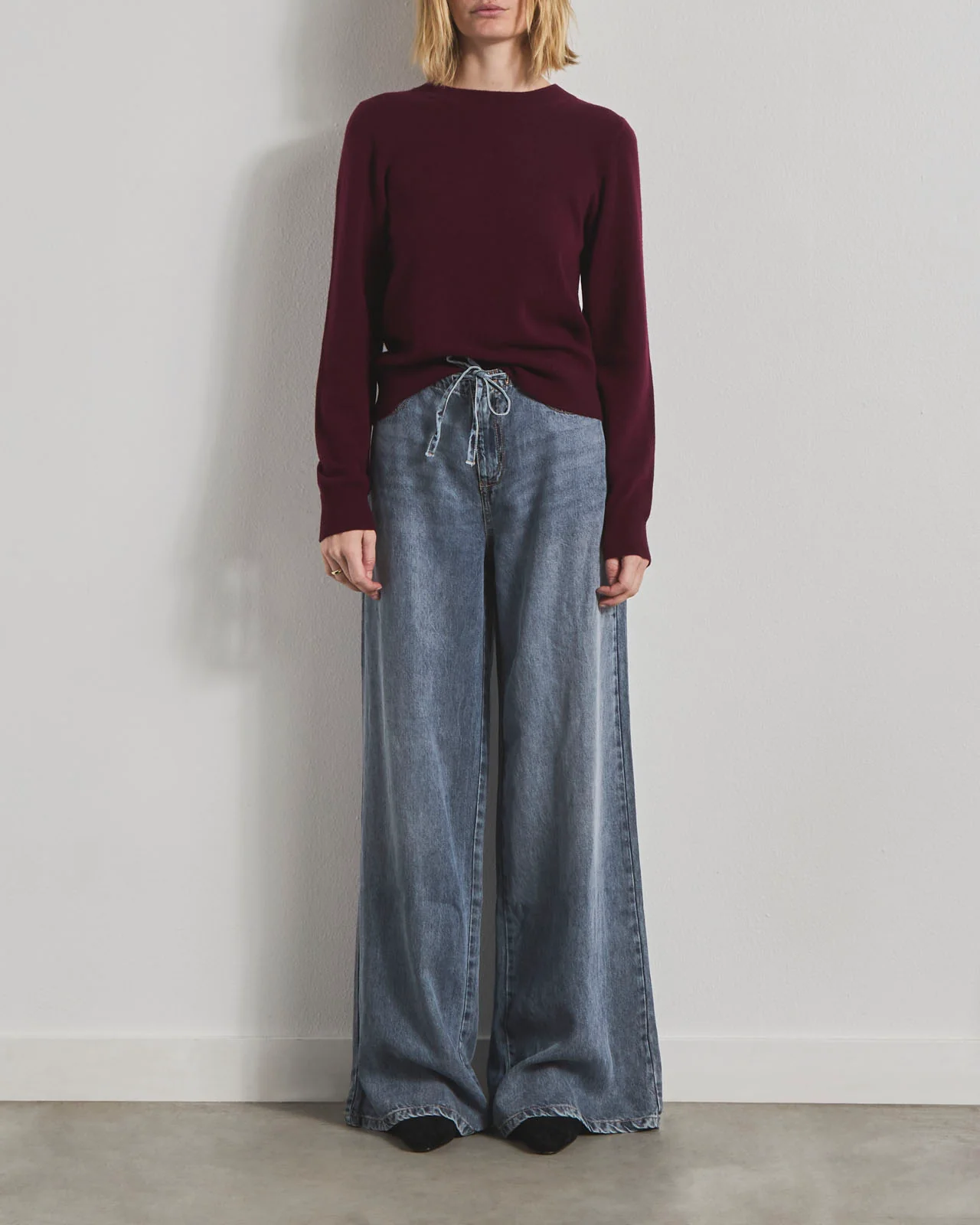 Tori Cashmere Crewneck Sweater - Image 14