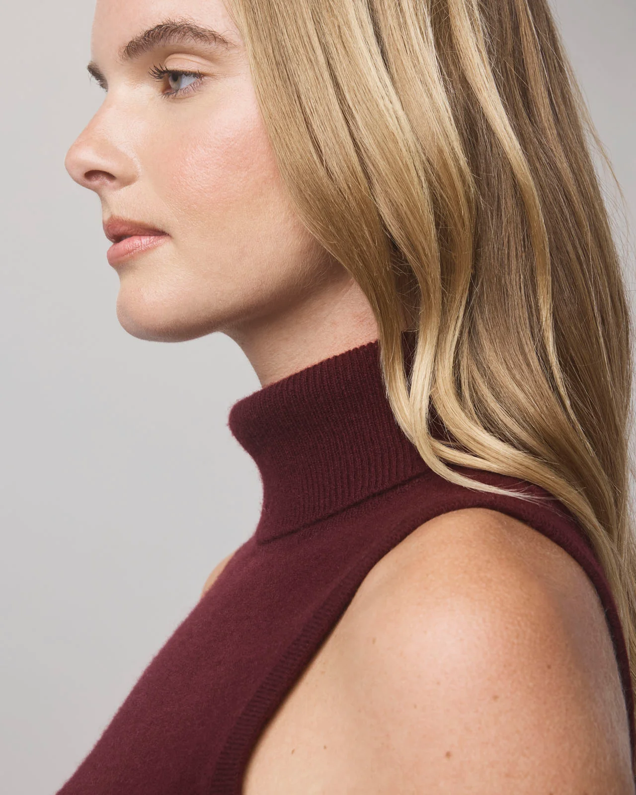 Tori Cashmere Turtleneck Tank - Image 4