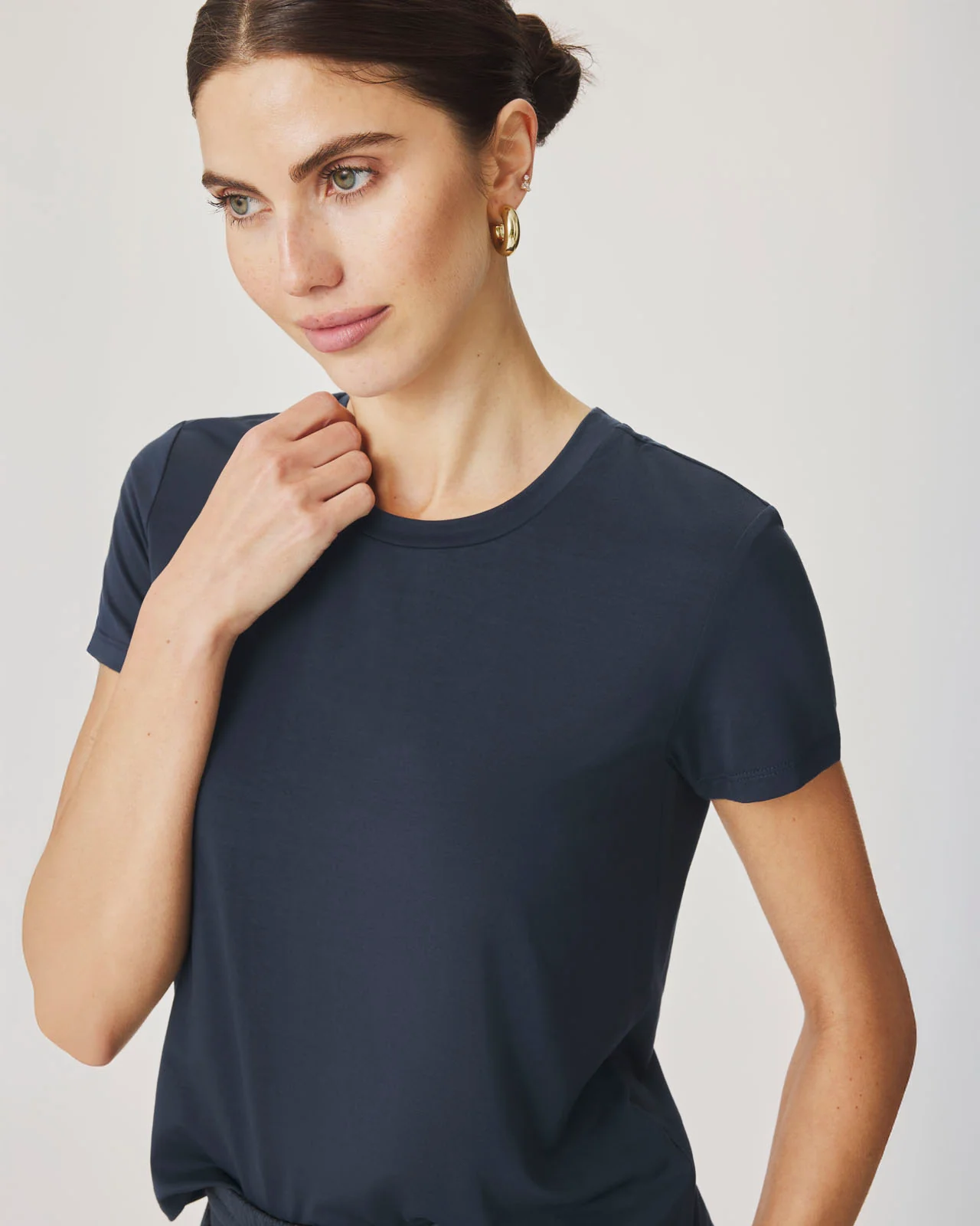 Tyra Crewneck Tee - Image 18