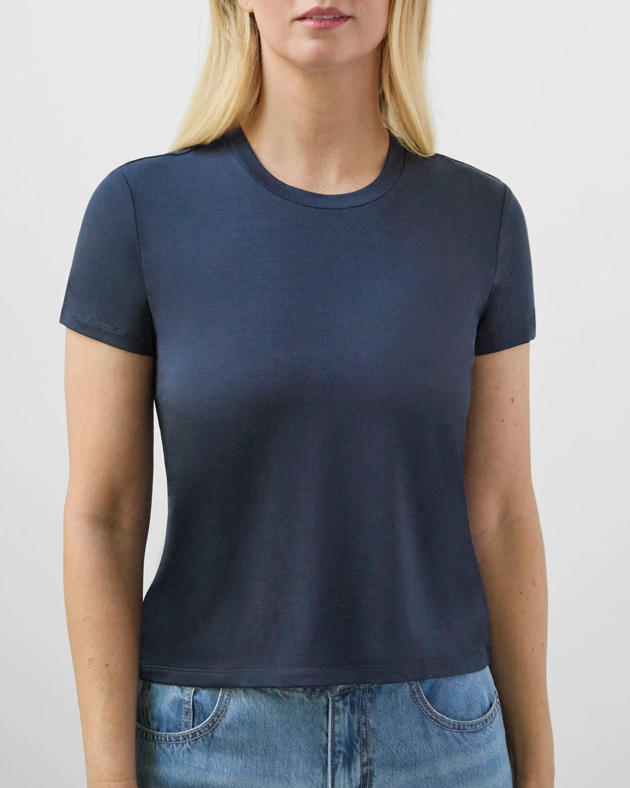 Tyra Crewneck Tee - Image 27