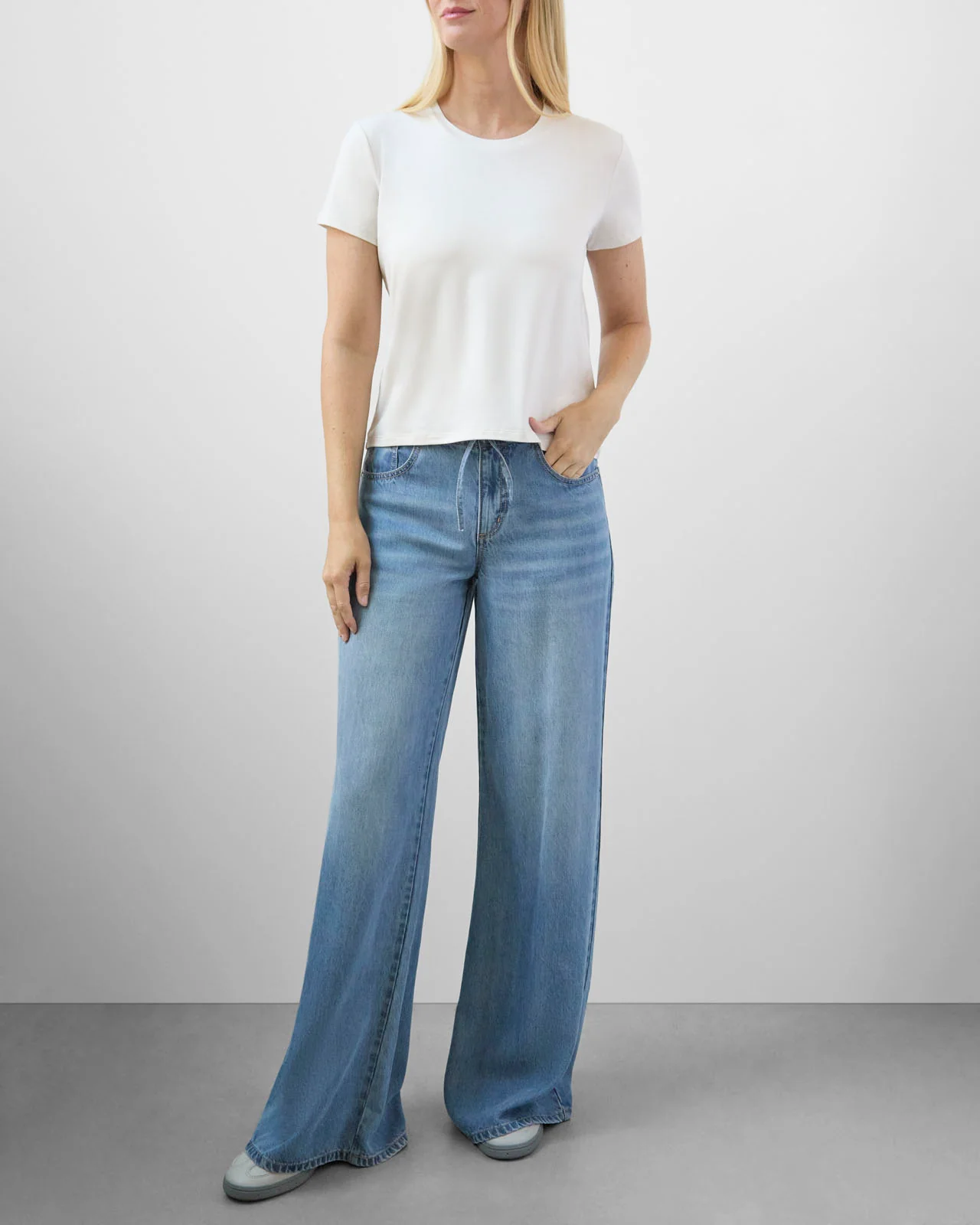 Tyra Crewneck Tee - Image 5