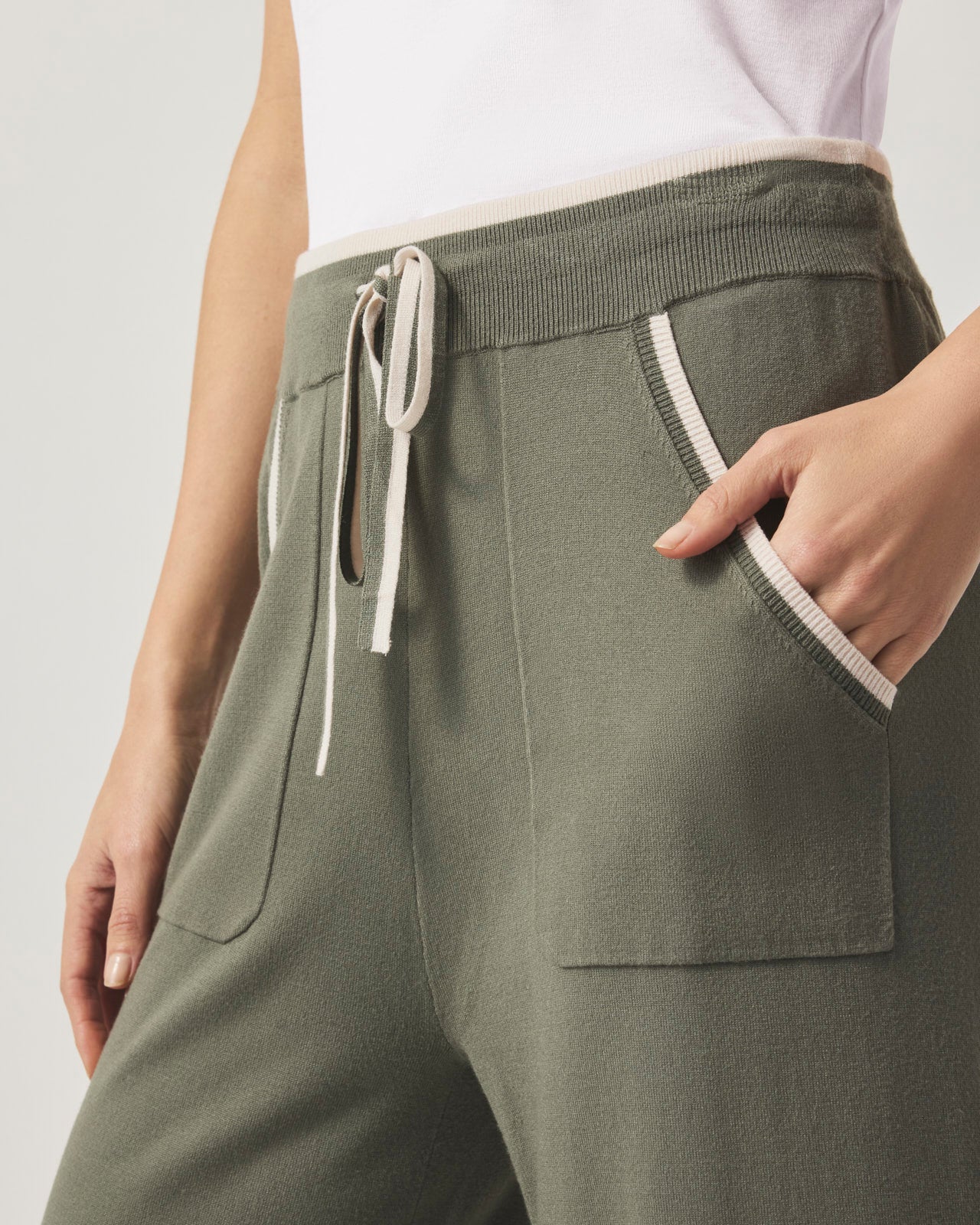 Veronica Trim Crop Wide Leg Pant - Image 6